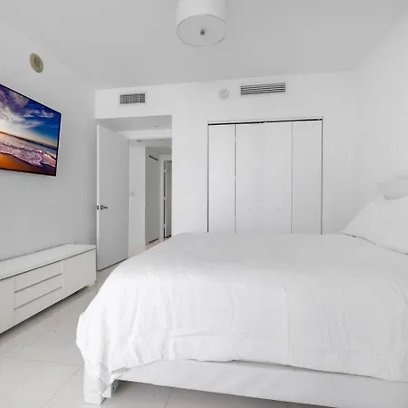 Large Suites In Hotel W With Bay Views Miami Exterior photo