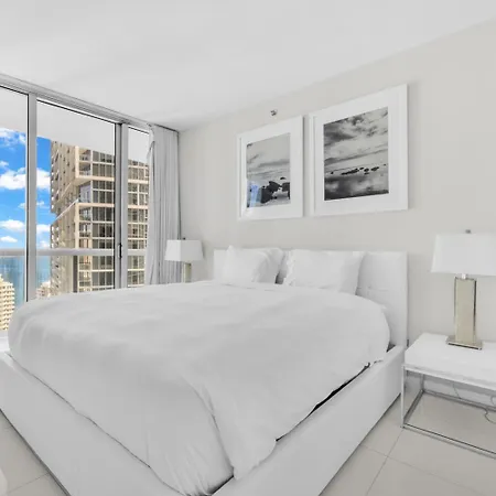 Large Suites In Hotel W With Bay Views Miami Exterior photo