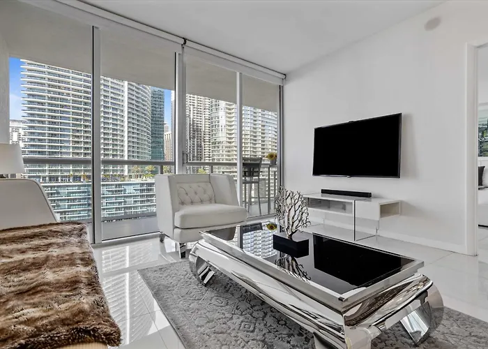 Large Suites In Hotel W With Bay Views