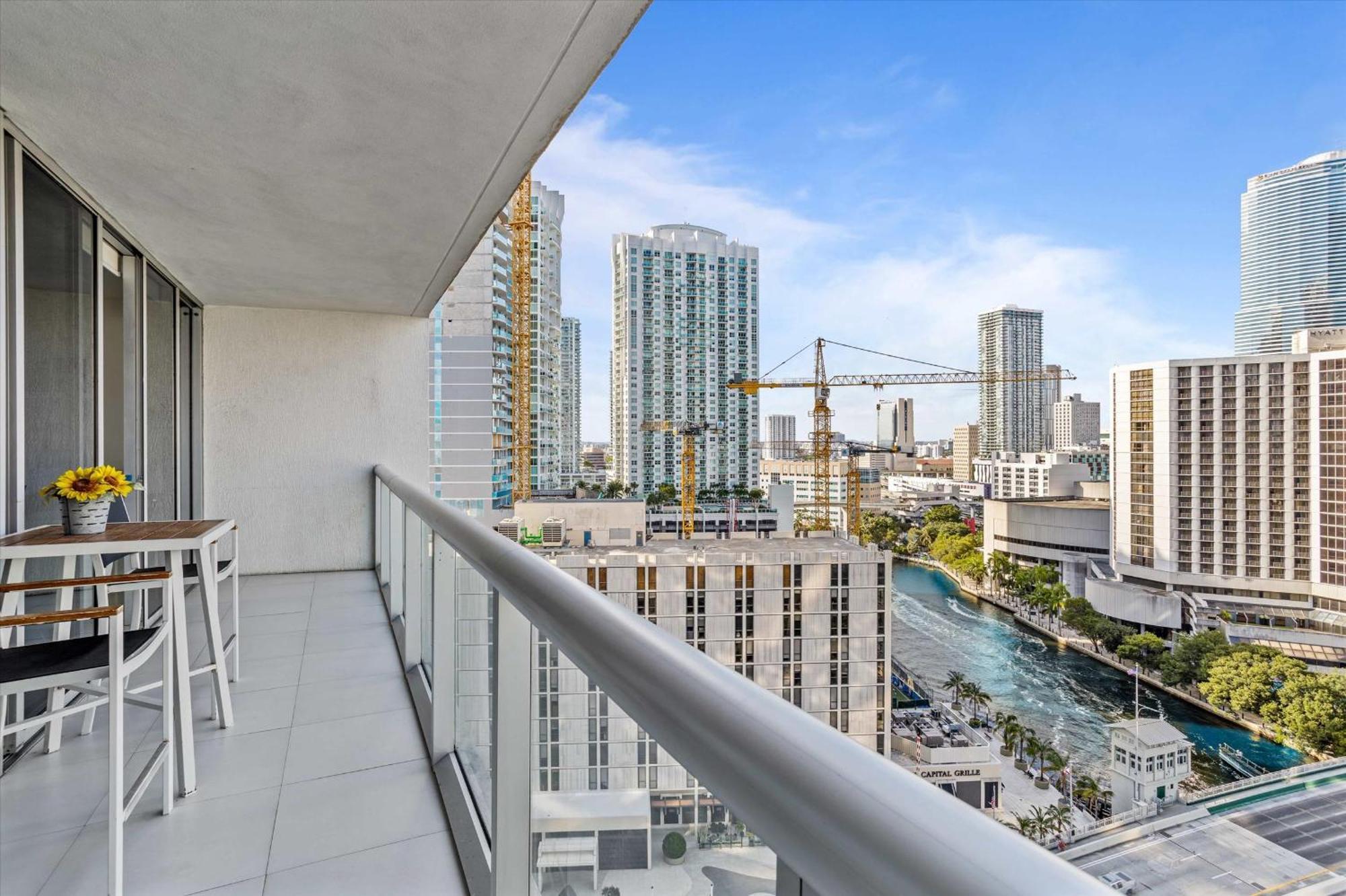 Large In W With Bay Views * Miami