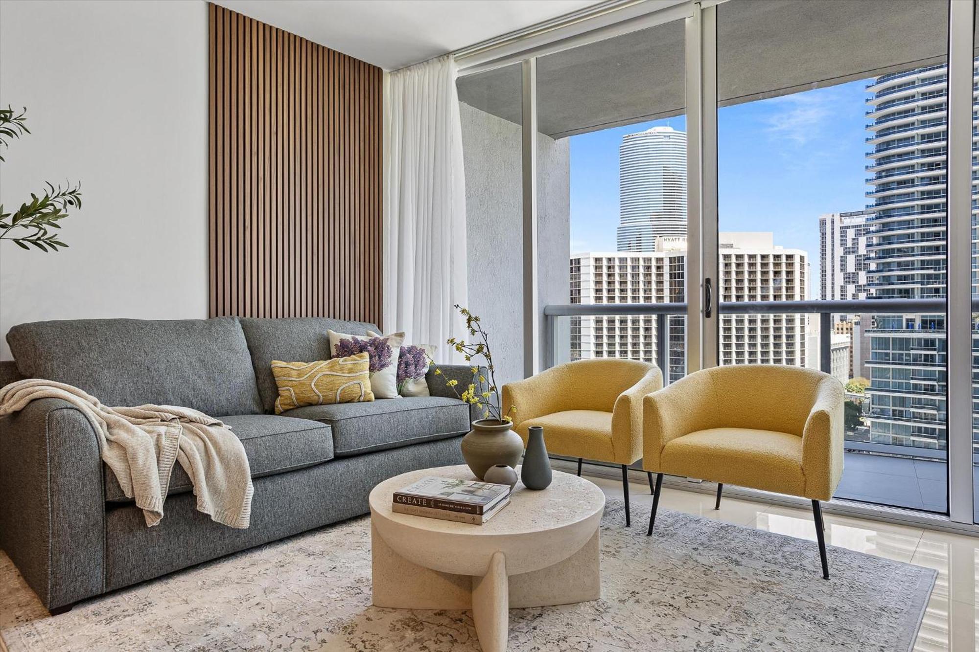 Large In W With Bay Views Appartement *